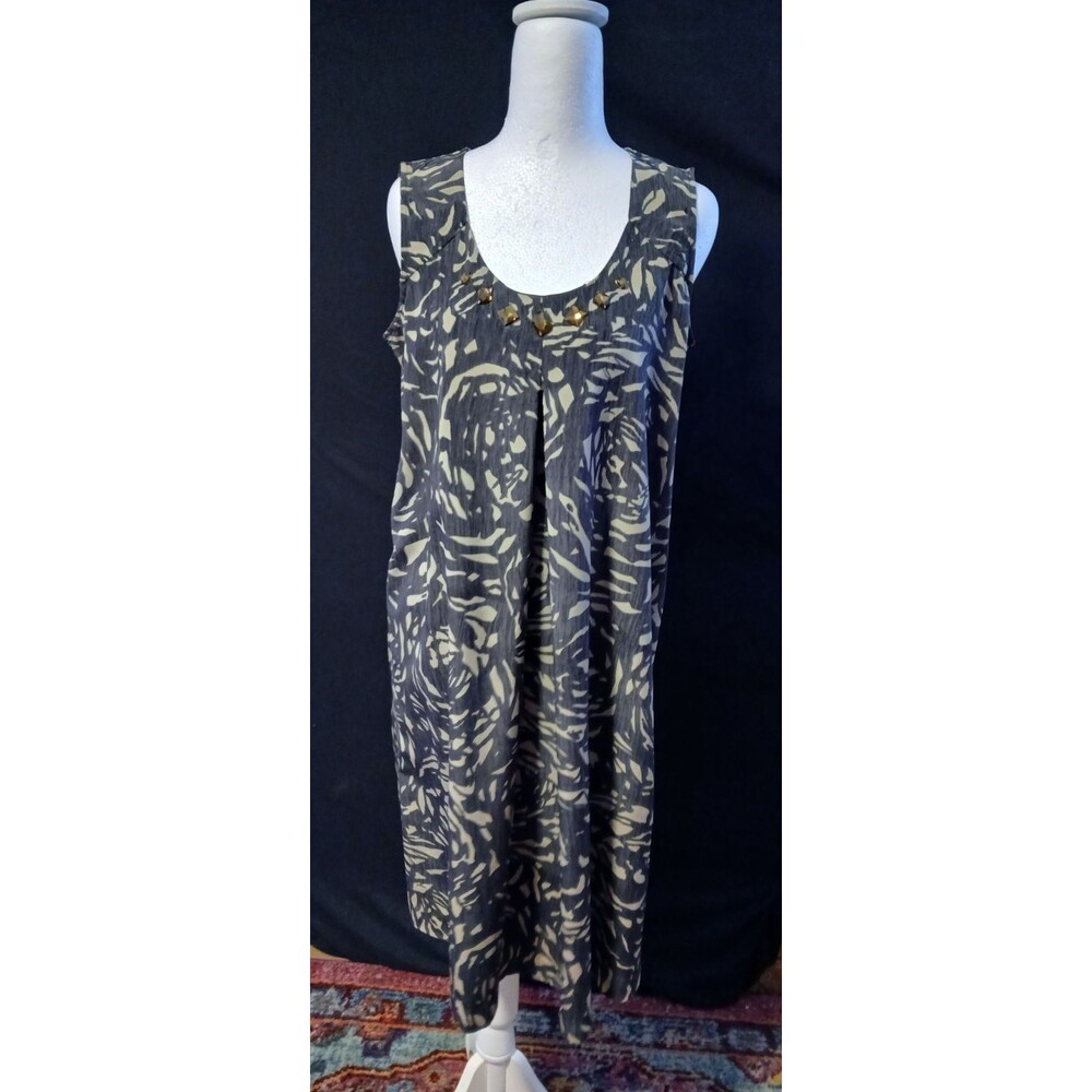 Simply Vera  Vera Wang Sleeveless Dress  Yellow Gems around Neck 10